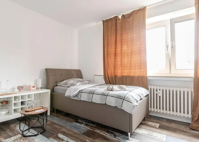 Charming Messenaehe Appartement Keulen