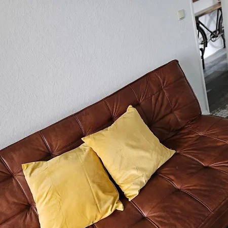 Charming Messenaehe Apartment Cologne