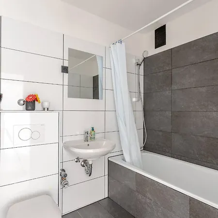 Charming Messenaehe Apartamento Colónia