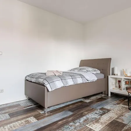 Charming Messenaehe * ケルン