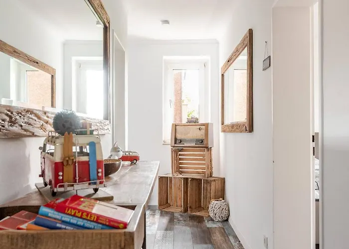 דירה Charming Messenaehe